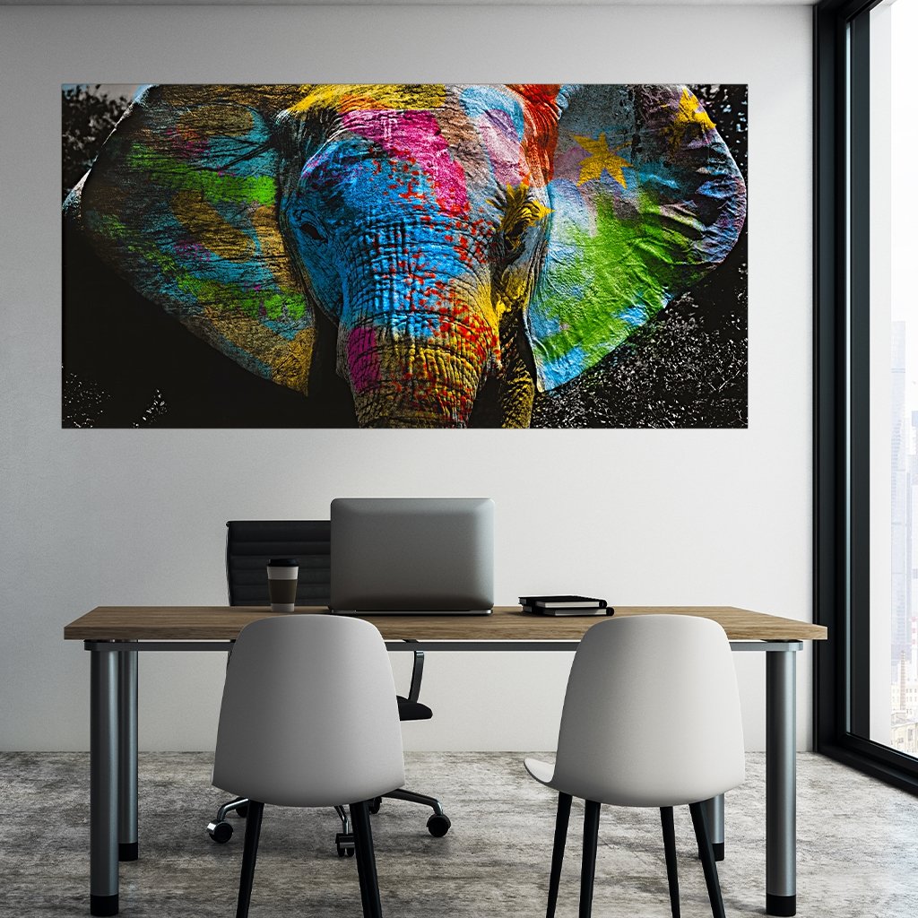 Das Motiv hängt in einem Büro