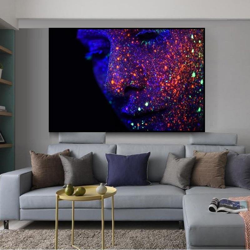 "Galaxy Woman" - Affengeile Bilder