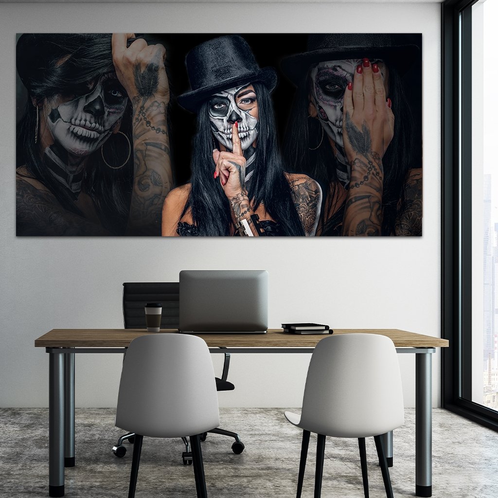 Das Motiv hängt in einem Büro