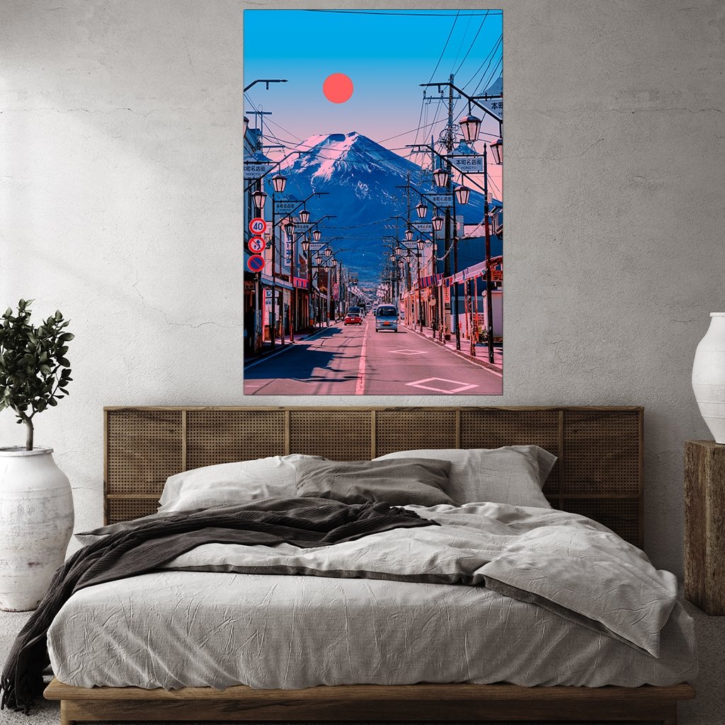 Das Motiv hängt in einem Schlafzimmer über einem Doppelbett