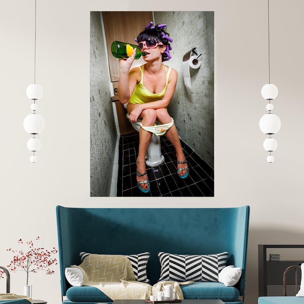 "Woman Drinks" Colors - Affengeile Bilder